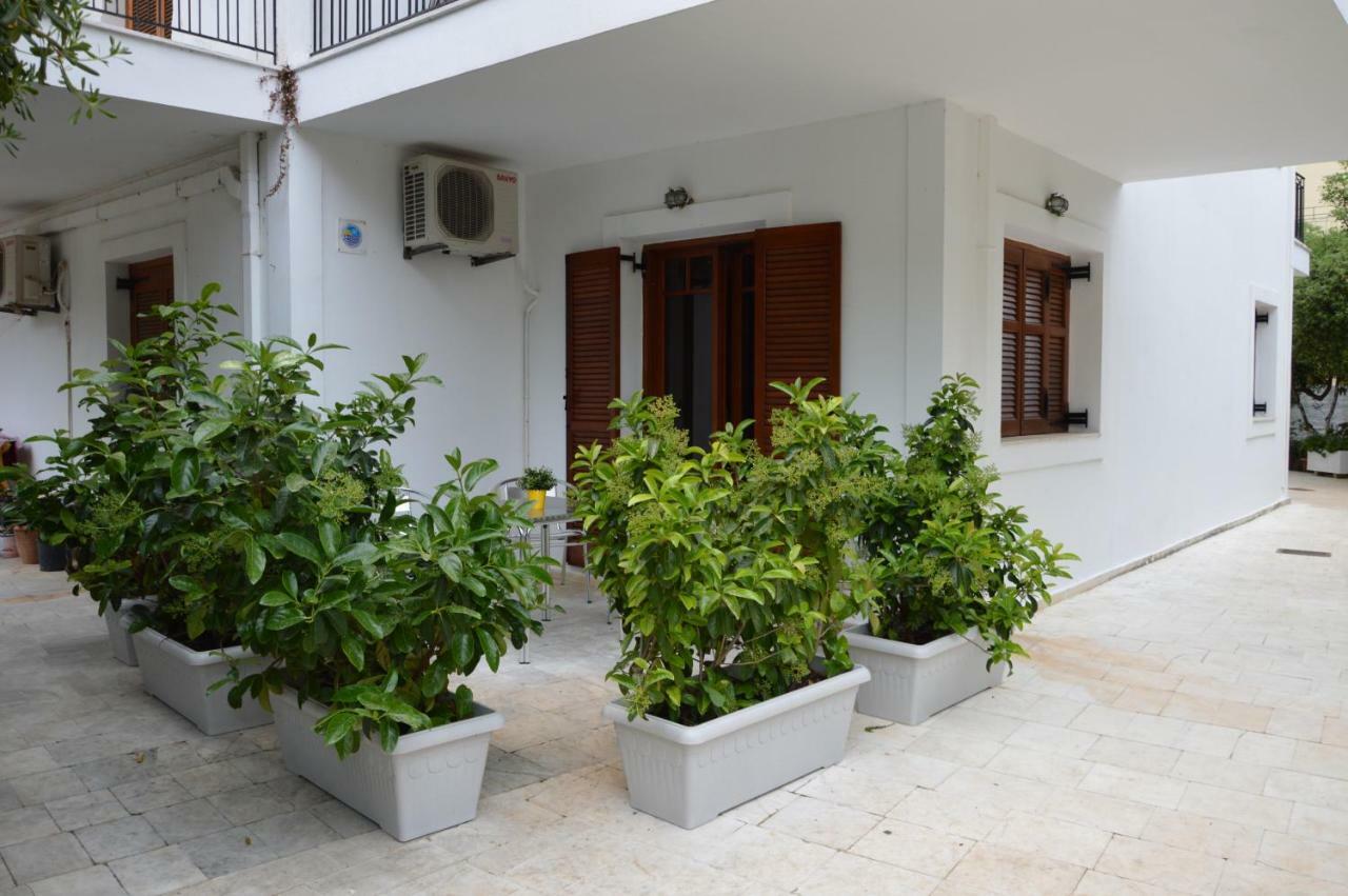 Maria Parameriti Apartments 포로스 외부 사진